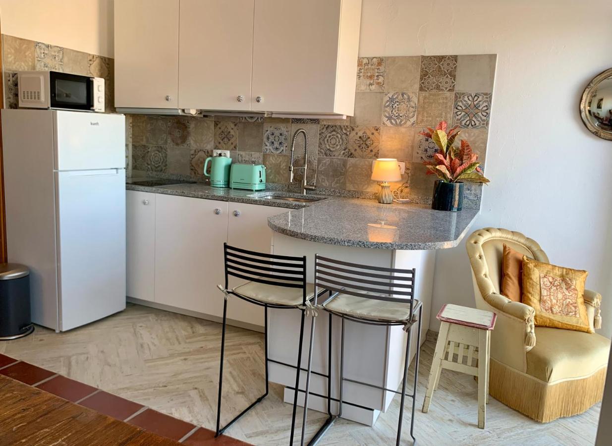 Romance & The Appartement Lagos